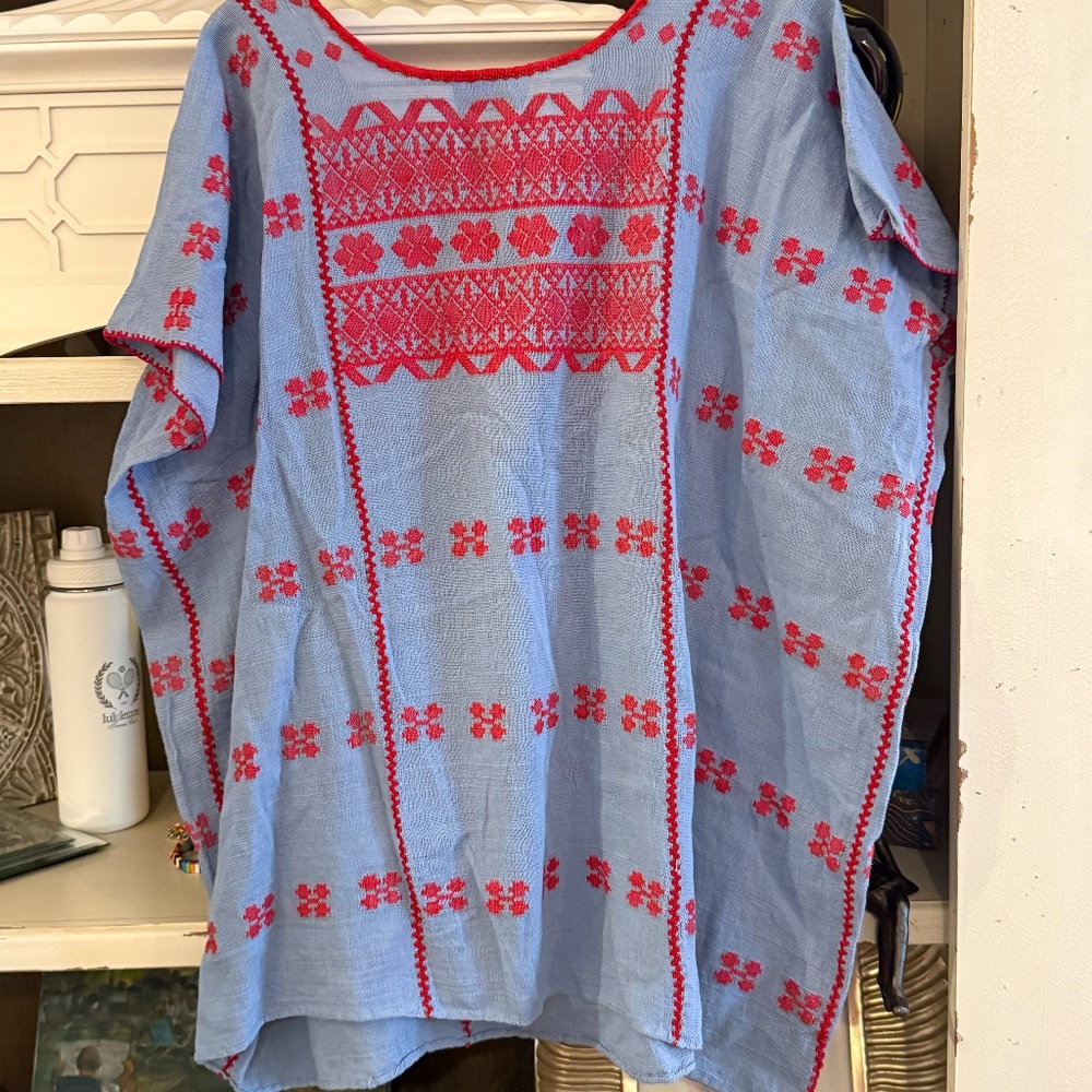 MI Golondrina mexico blue top with red embroidery XL? 1x? 2x? - Picture 4 of 4